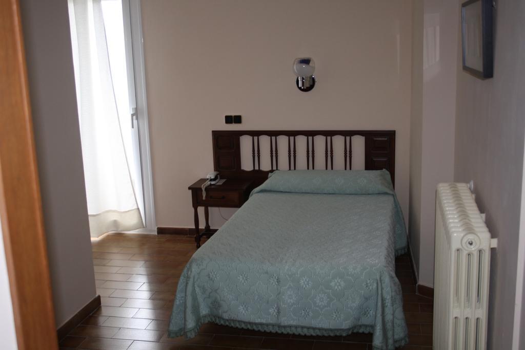 Hotel Mar De Aragon Caspe Pokoj fotografie