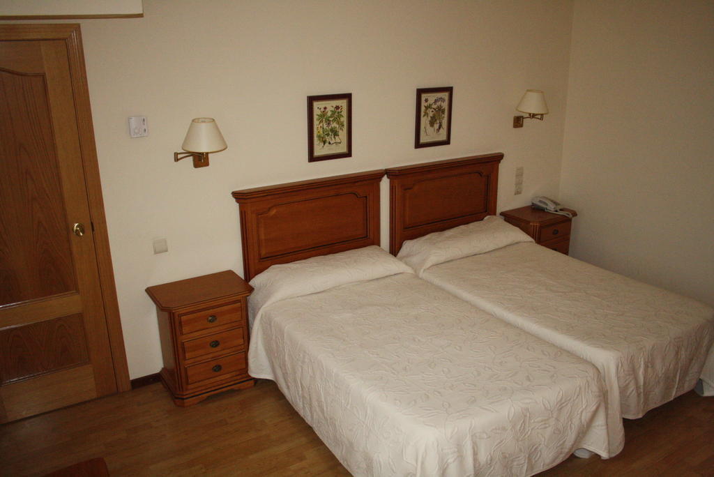 Hotel Mar De Aragon Caspe Pokoj fotografie